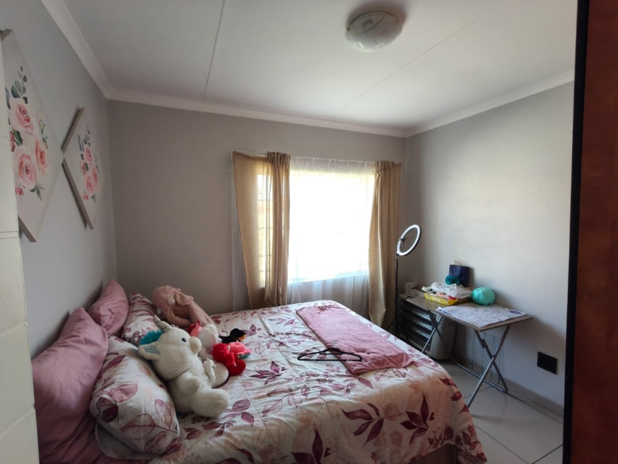 3 Bedroom Property for Sale in Waterval East North West
